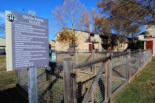 2204-8000 Midcrown Dr, San Antonio, TX, 78218-2333 | Card Image