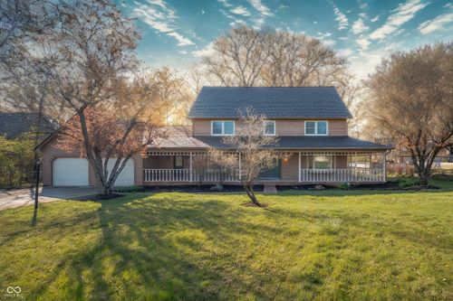 9111 Sand Key Ln, Indianapolis, IN, 46256-9531 | Card Image