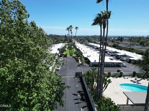 61 B Redwood Ave, Ventura, CA, 93003-3618 | Card Image