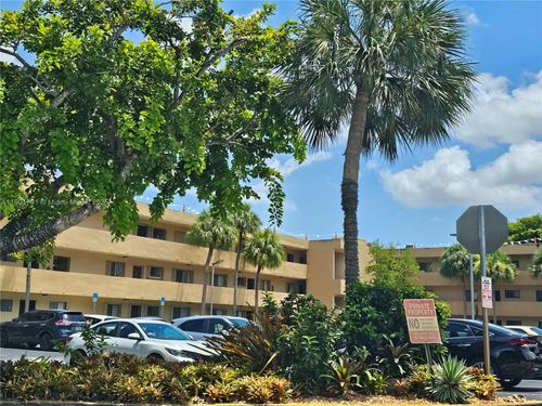 apt-219w-8415 Sw 107th Ave, Miami, FL, 33173-4373 | Card Image