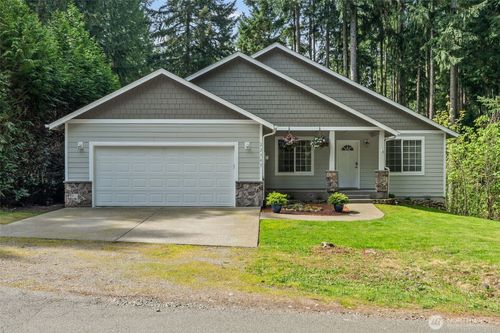 22345 Bluewater Dr Se, Yelm, WA, 98597-8911 | Card Image