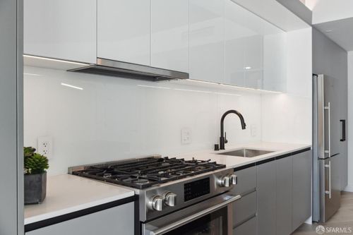 unit-220-960 Market St, San Francisco, CA, 94102-4049 | Card Image