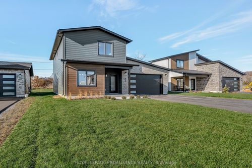 44 Fraser Dr, Batawa, ON, K0K1E0 | Card Image