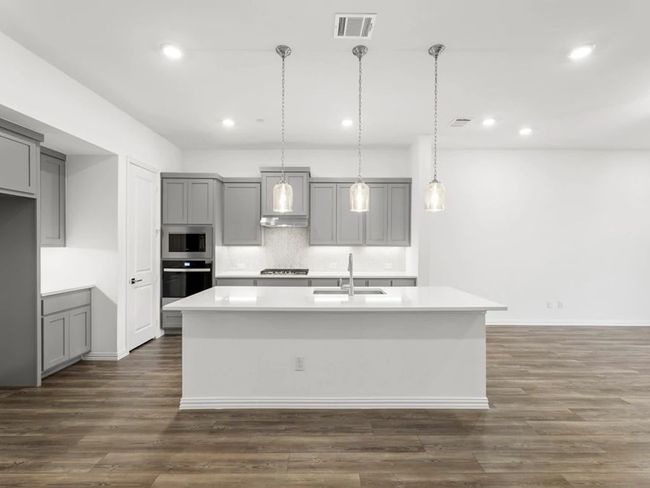 transfer 14. 1190 Daybreak Kitchen | Image 13