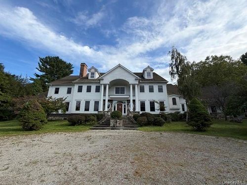 382 Pine Brook Rd, Bedford, NY, 10506-1618 | Card Image