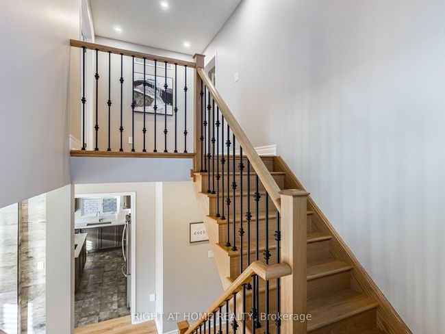 7737 Sassafras Trail, House other with 4 bedrooms, 4 bathrooms and 4 parking in Niagara Falls ON | Image 16