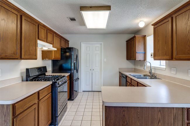 1721 Chapman Dr, House other with 3 bedrooms, 2 bathrooms and null parking in Mesquite TX | Image 9