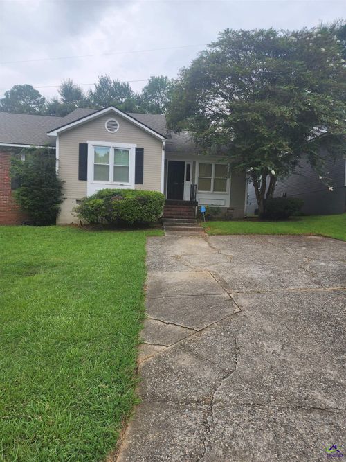 104 Wakefield Dr, Macon, GA, 31210-1652 | Card Image