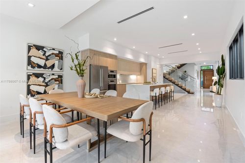 1233 Sw 13th Ave, Miami, FL, 33135-5427 | Card Image