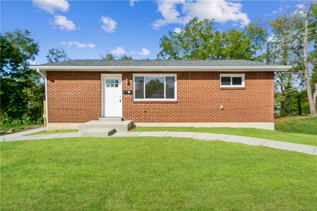 Lentz Ct, Irwin, PA 15642