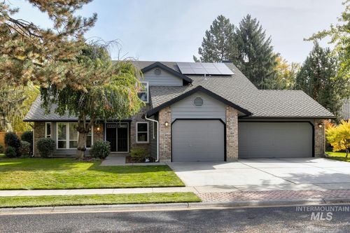 4852 N Riverine Pl, Garden City, ID, 83714 | Card Image