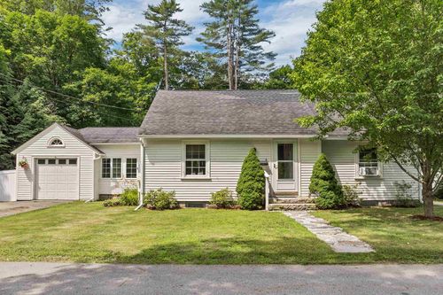 6 Davis St, Concord, NH, 03301-4607 | Card Image