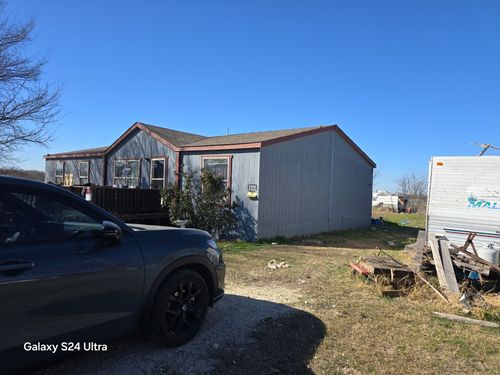 9321 Sallys Way, Alvarado, TX, 76009-7744 | Card Image