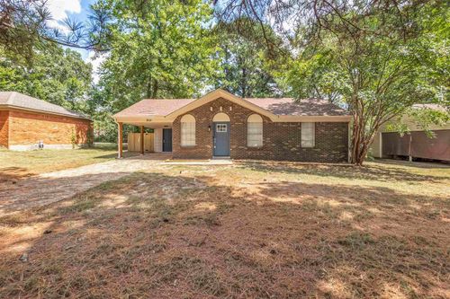 8168 Ashbrook Dr, Southaven, MS, 38671-4804 | Card Image