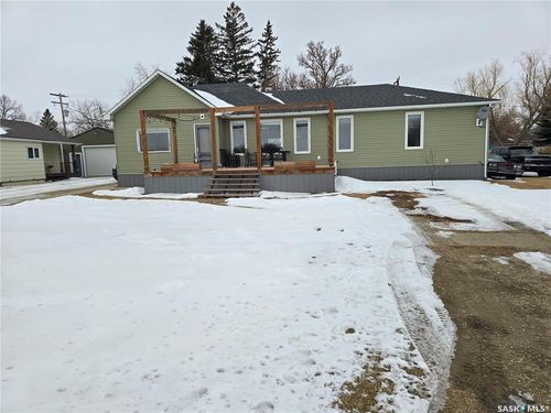 211 Rye St, Yellow Grass, SK, S0G5J0 | Card Image