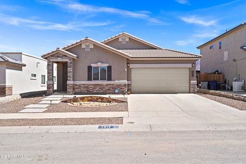 7812 Enchanted Path Dr, El Paso, TX, 79911-7513 | Card Image