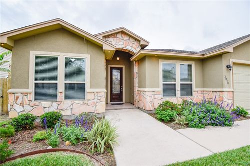 3010 Neches Dr, Corpus Christi, TX, 78414-4413 | Card Image