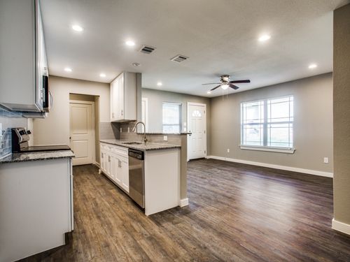 8106 Tanner Ave, Fort Worth, TX, 76116-5022 | Card Image