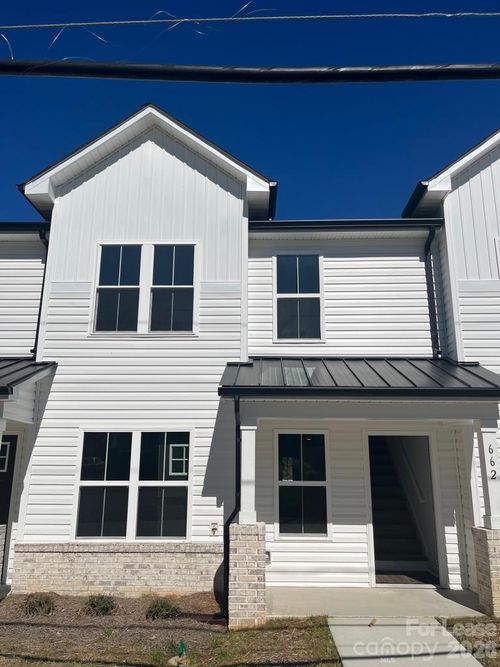 662 W Cemetery St, Salisbury, NC, 28144-3208 | Card Image