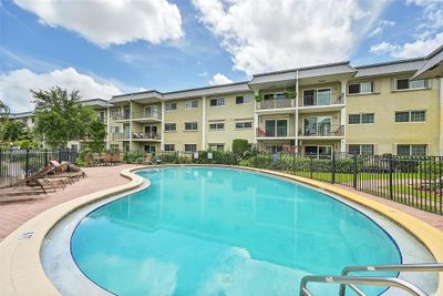 204B - 3002 Ne 5th Ter, Condo with 1 bedrooms, 1 bathrooms and null parking in Wilton Manors FL | Image 1