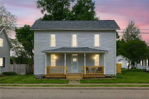 43 W 9th St, Dresden, OH, 43821-9734 | Card Image