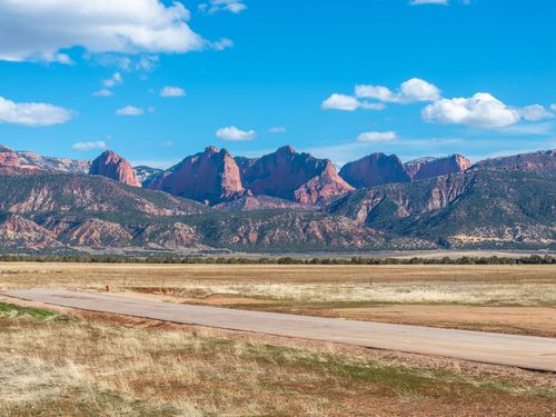 18-1705 E 460 N, New Harmony, UT, 84757 | Card Image