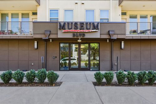 103-4819 Caroline St, Houston, TX, 77004-5683 | Card Image