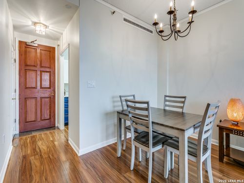 apt-1704-1 Towers Park Ln, San Antonio, TX, 78209-6438 | Card Image