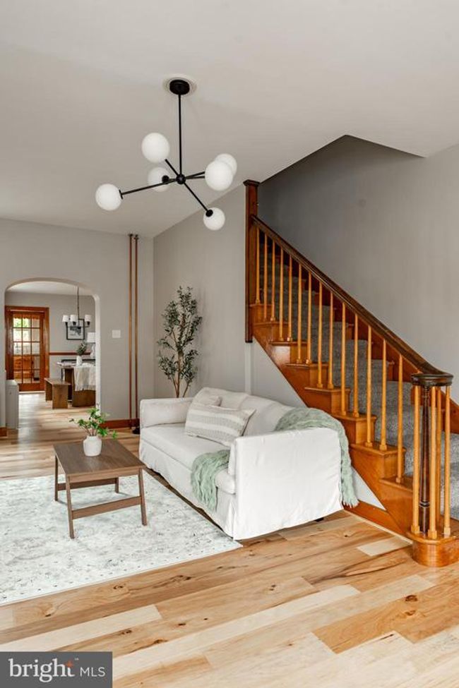 308 Cherry St, Home with 5 bedrooms, 1 bathrooms and null parking in COLUMBIA PA | Image 5