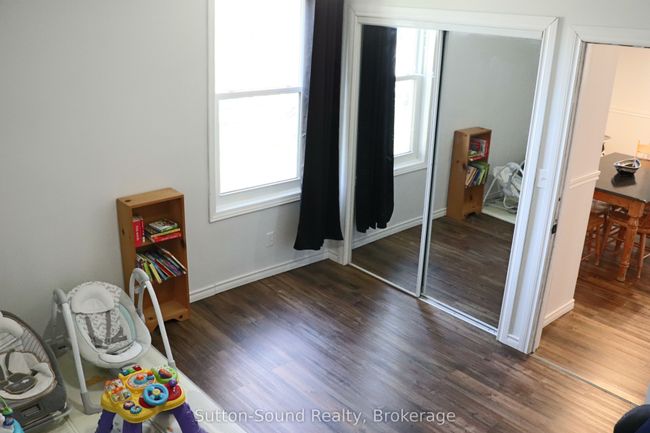 31 Yonge St S, House other with 4 bedrooms, 2 bathrooms and 4 parking in Tara ON | Image 42