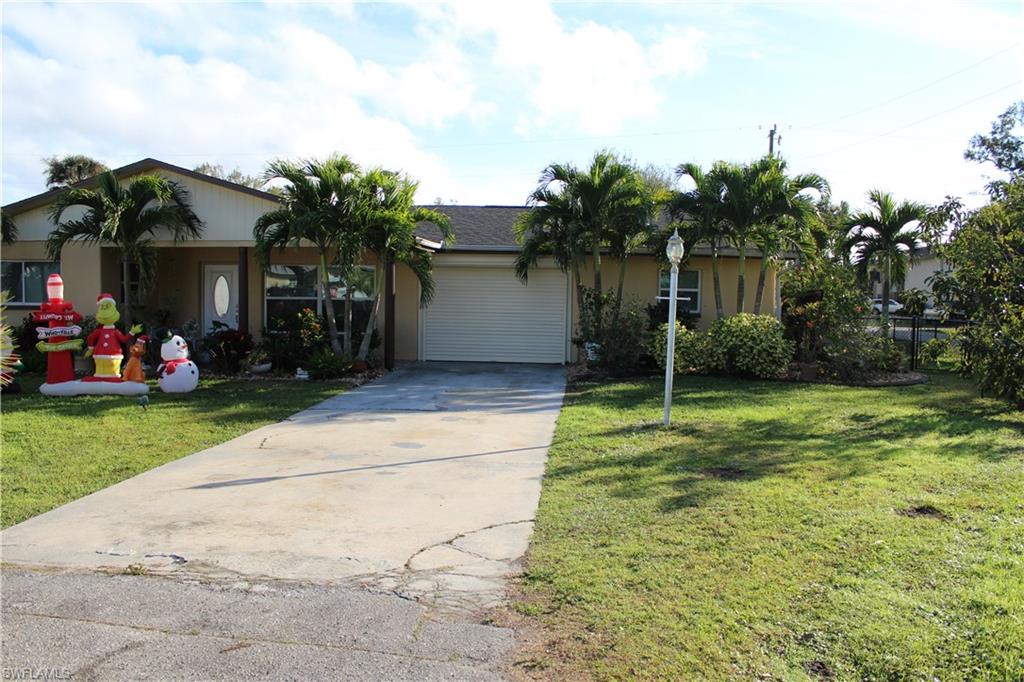 Residential in NORTH FORT MYERS 3