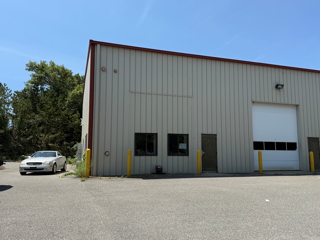 1-4 Bourne Ave, Sandwich, MA 02563
