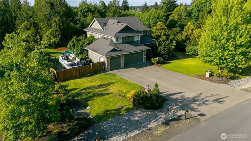 7633 Countrywood Dr Se, Olympia, WA, 98501-9698 | Card Image