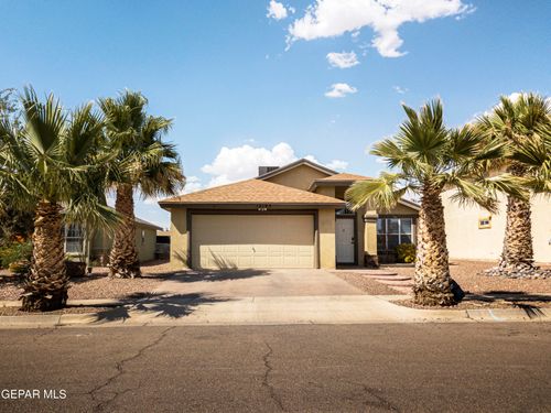 12193 Sun Ray Way, El Paso, TX, 79928-8212 | Card Image