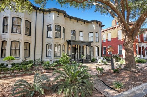 621 Tattnall St, savannah, GA, 31401-5539 | Card Image