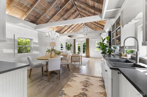 823 Prince Avenue, Healdsburg, CA, 95448 | Card Image