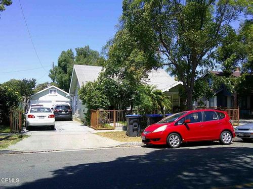 826 S Orange Avenue, Santa Ana, CA, 92701 | Card Image