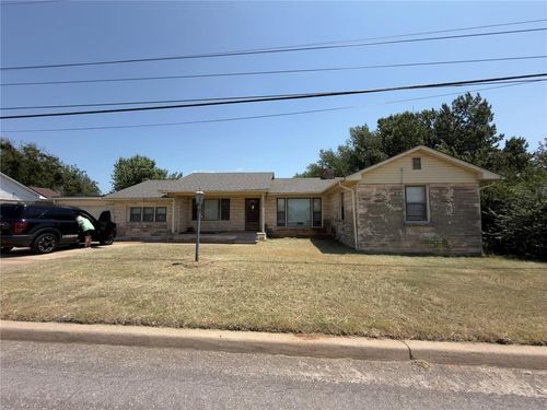 3409 S 4th St, Chickasha, OK, 73018-7505 | Card Image
