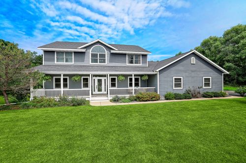 25190 Quarterhorse Ln, Trempealeau, WI, 54661-7249 | Card Image