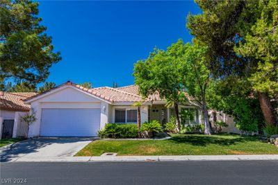 8981 Rivers Edge Drive, House other with 3 bedrooms, 2 bathrooms and null parking in Las Vegas NV | Image 2