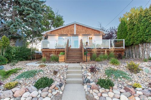 168 Grandview St W, Moose Jaw, SK, S6H5K7 | Card Image