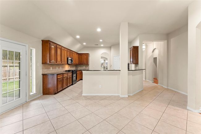 27603 Molly Hills Ct, House other with 4 bedrooms, 2 bathrooms and 2 parking in Spring TX | Image 18
