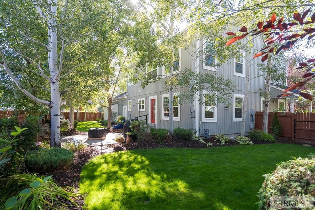 Wheatstone Dr, Idaho Falls, ID 83404