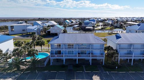 20-411 Admiral Craik Dr, Grand Isle, LA, 70358-9651 | Card Image