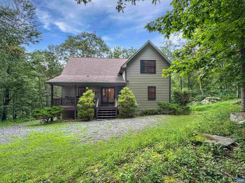 17 Hickory Spring Rd, Wintergrn Rst, VA, 22967-8142 | Card Image