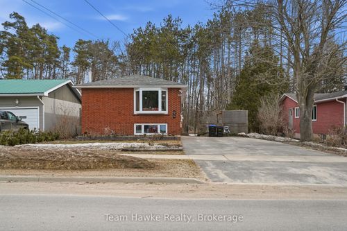 679 Simcoe Ave, Port McNicoll, ON, L0K1R0 | Card Image