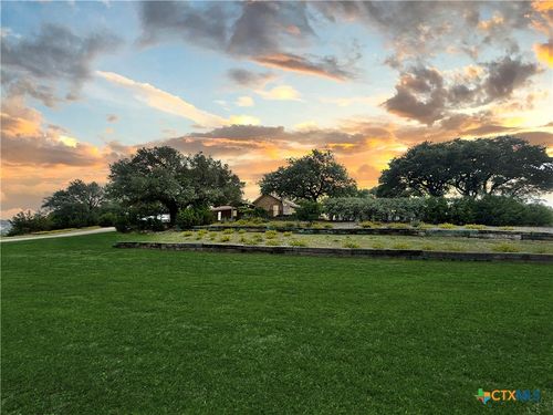 2237 Apache Dr, Harker Heights, TX, 76548-8916 | Card Image