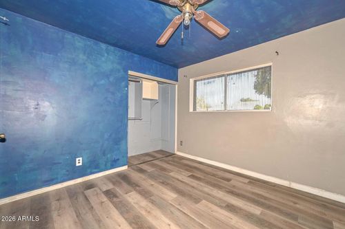 11840 N 49th Ave, Glendale, AZ, 85304-2907 | Card Image