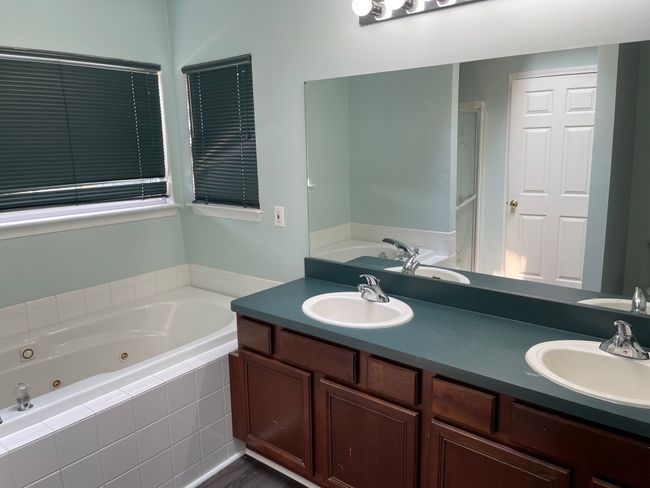47000 Harbour Pointe Ct, House other with 4 bedrooms, 3 bathrooms and null parking in Van Buren Twp MI | Image 21