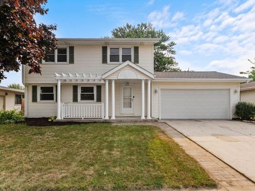 3723 N 12th Pl, Sheboygan, WI, 53083-3006 | Card Image